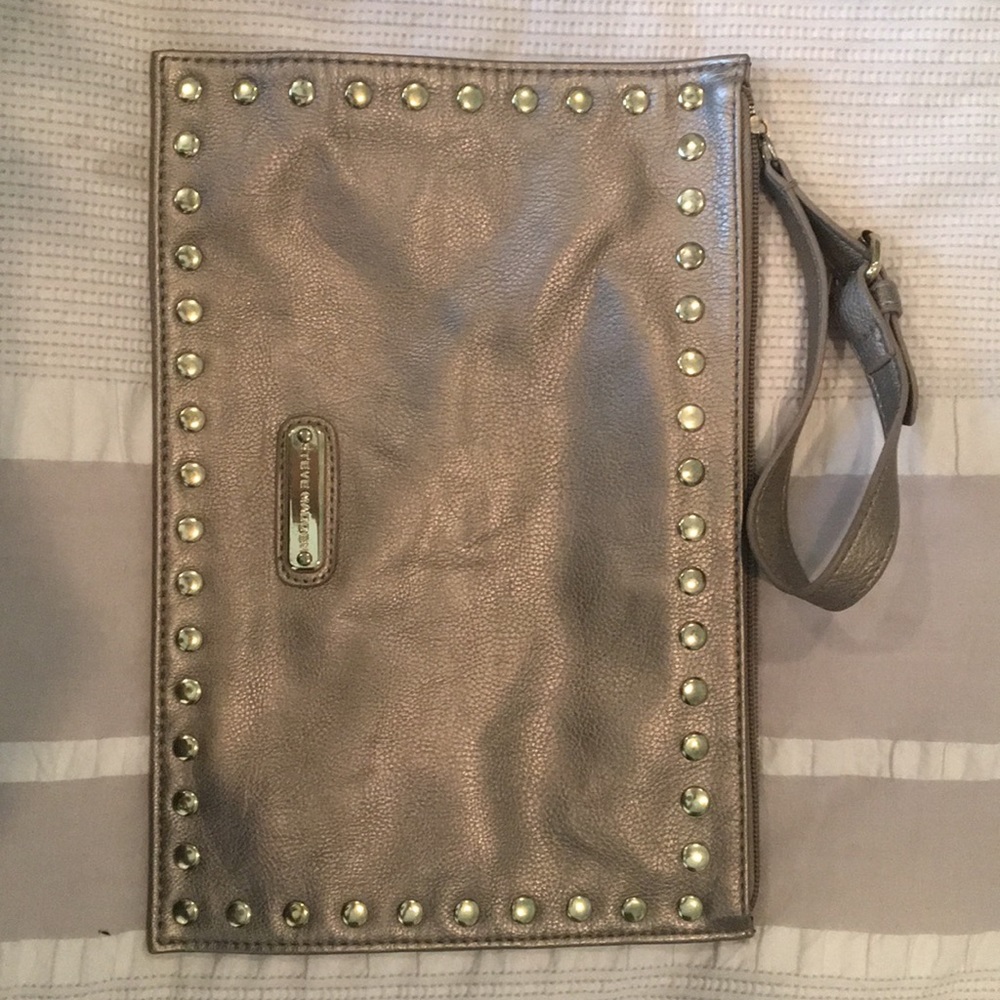 Steve Madden clutch!!